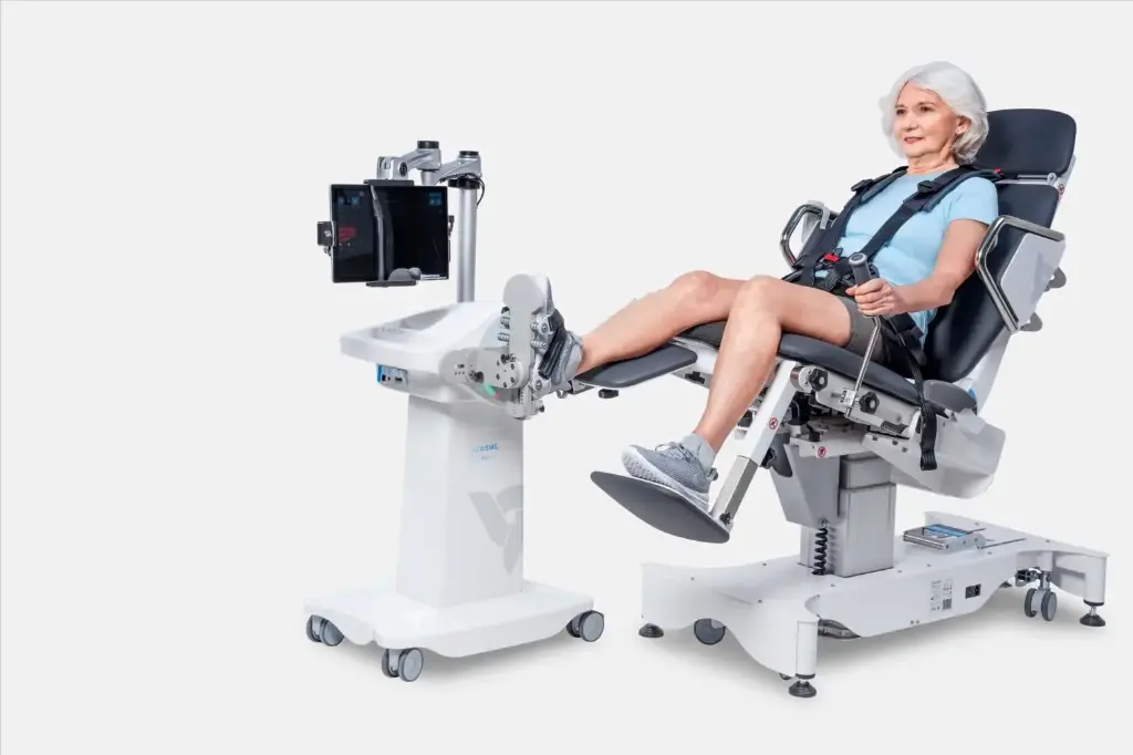 LUNA EMG – mobilny robot rehabilitacyjno-diagnostyczny górnych i dolnych partii ciała